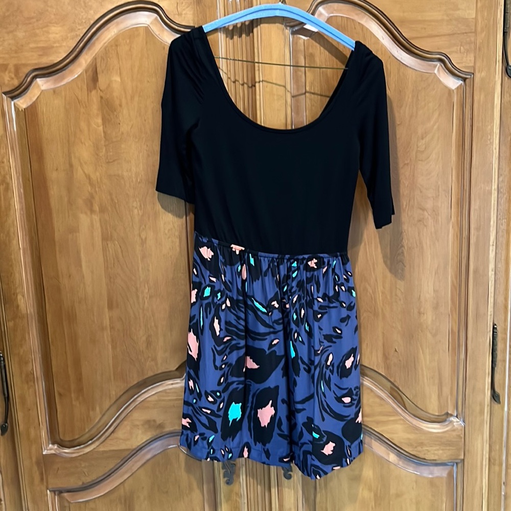 Black comfy eight sixty mini